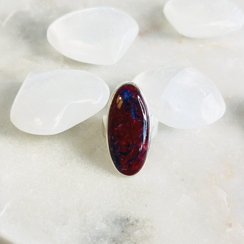 Bague Nayra - Eudialyte - Ovale fine - 32 mm