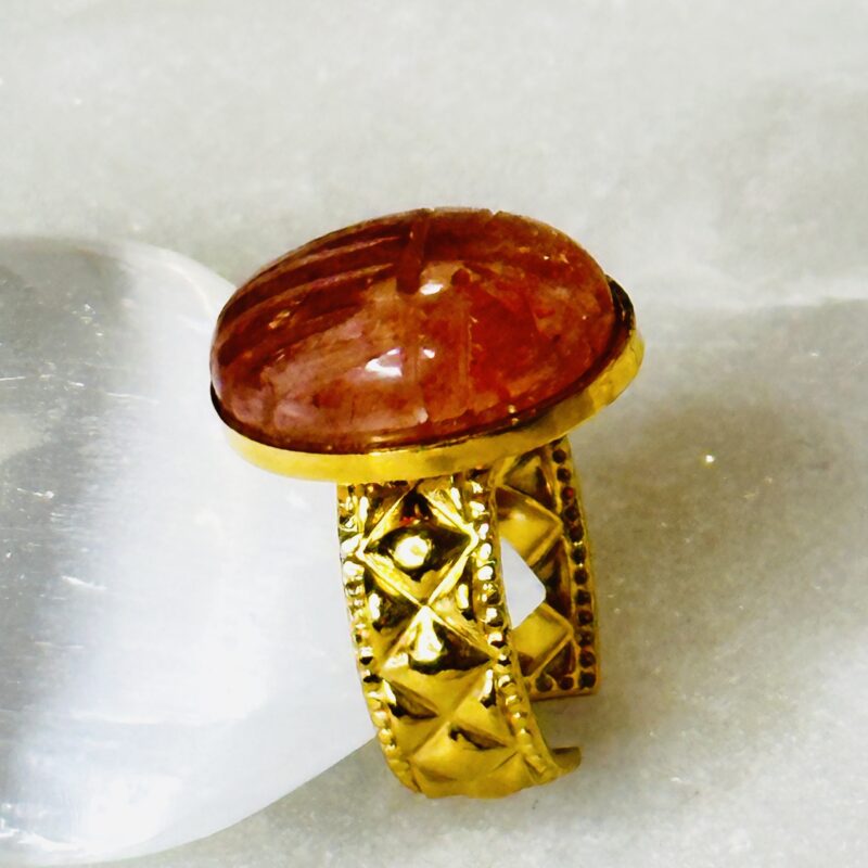 Bague Soleara - Scarabée en Pierre de Soleil